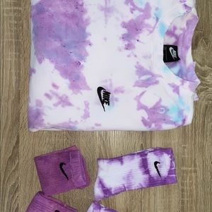 Nike crew neck sweater
